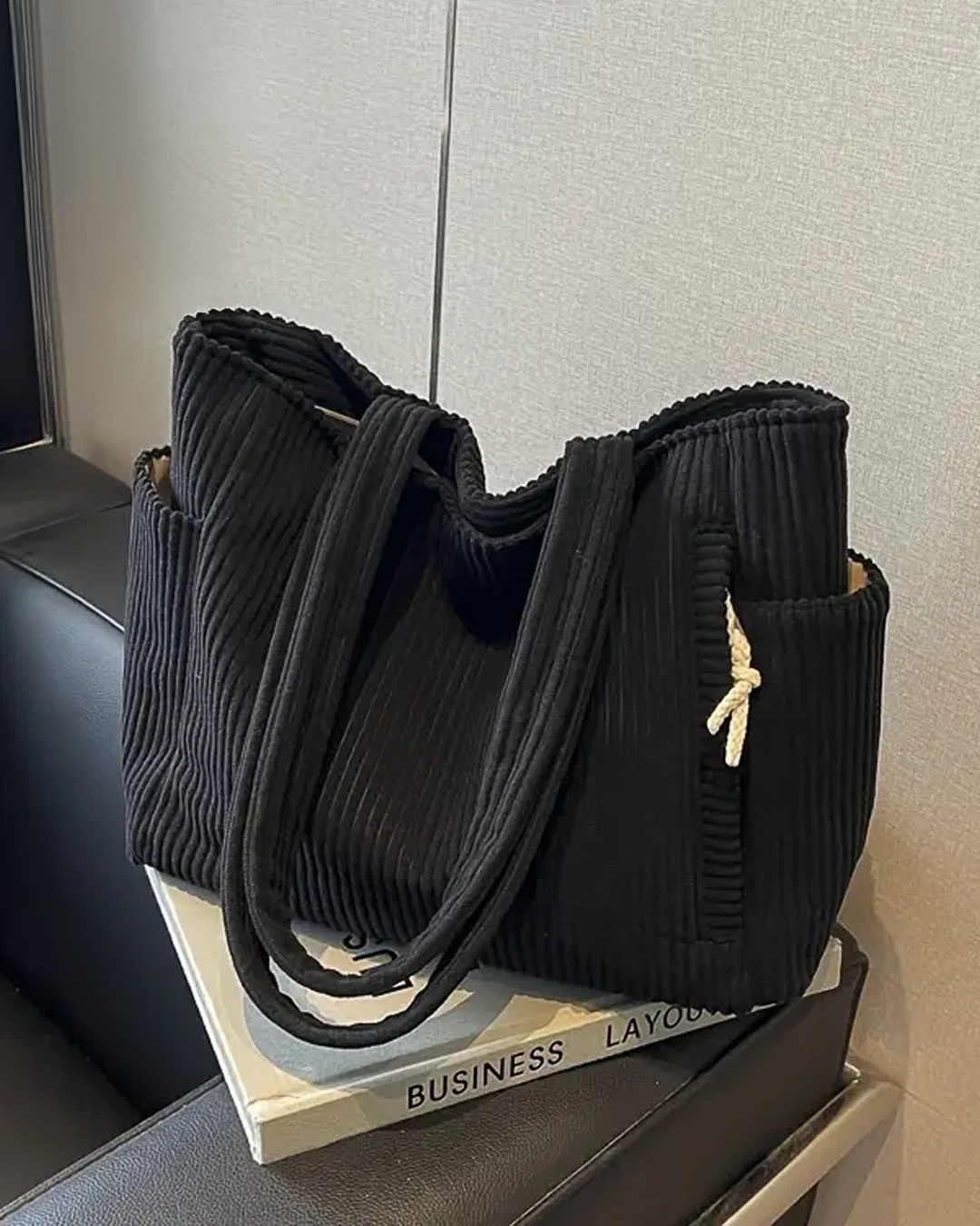 Sofia – Borsa Tote a Coste con Dettagli in Cordino