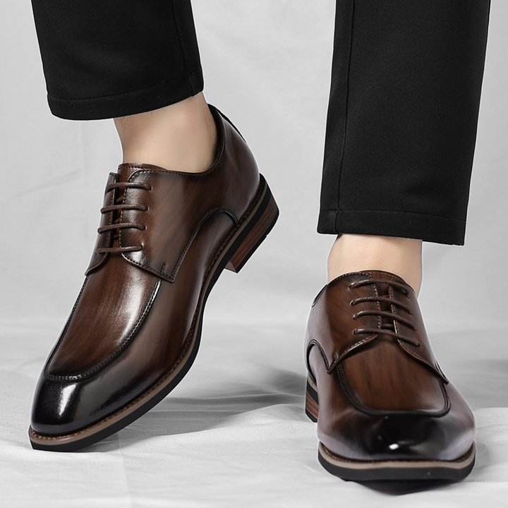 Scarpe Eleganti con Punta Divisa