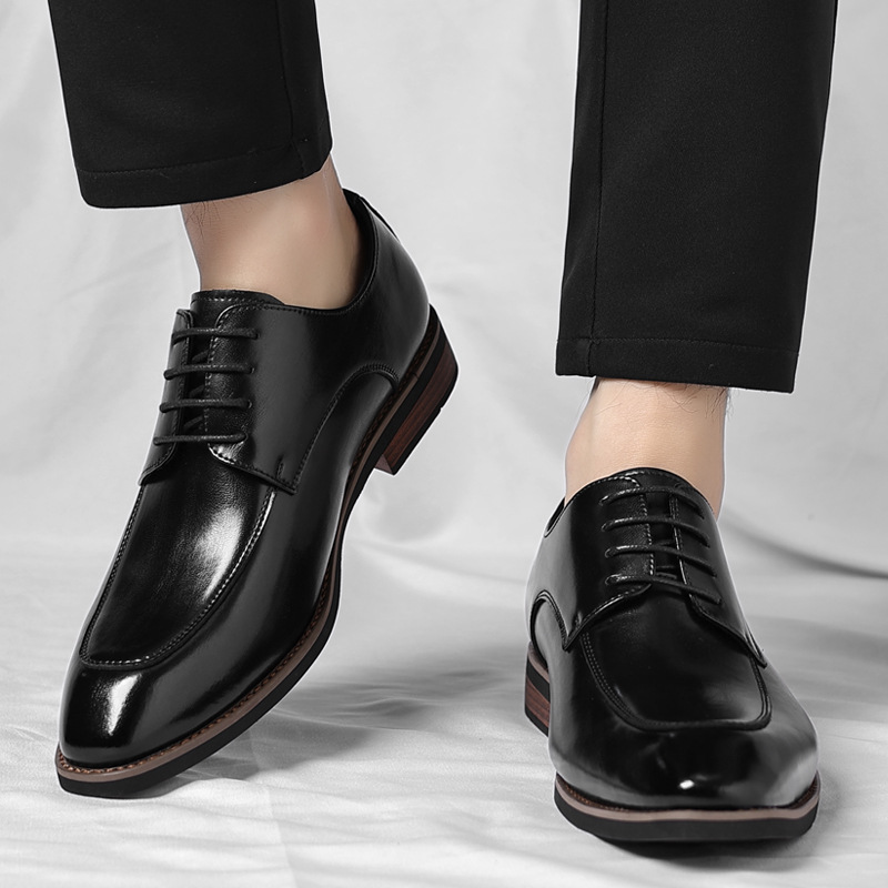 Scarpe Eleganti con Punta Divisa