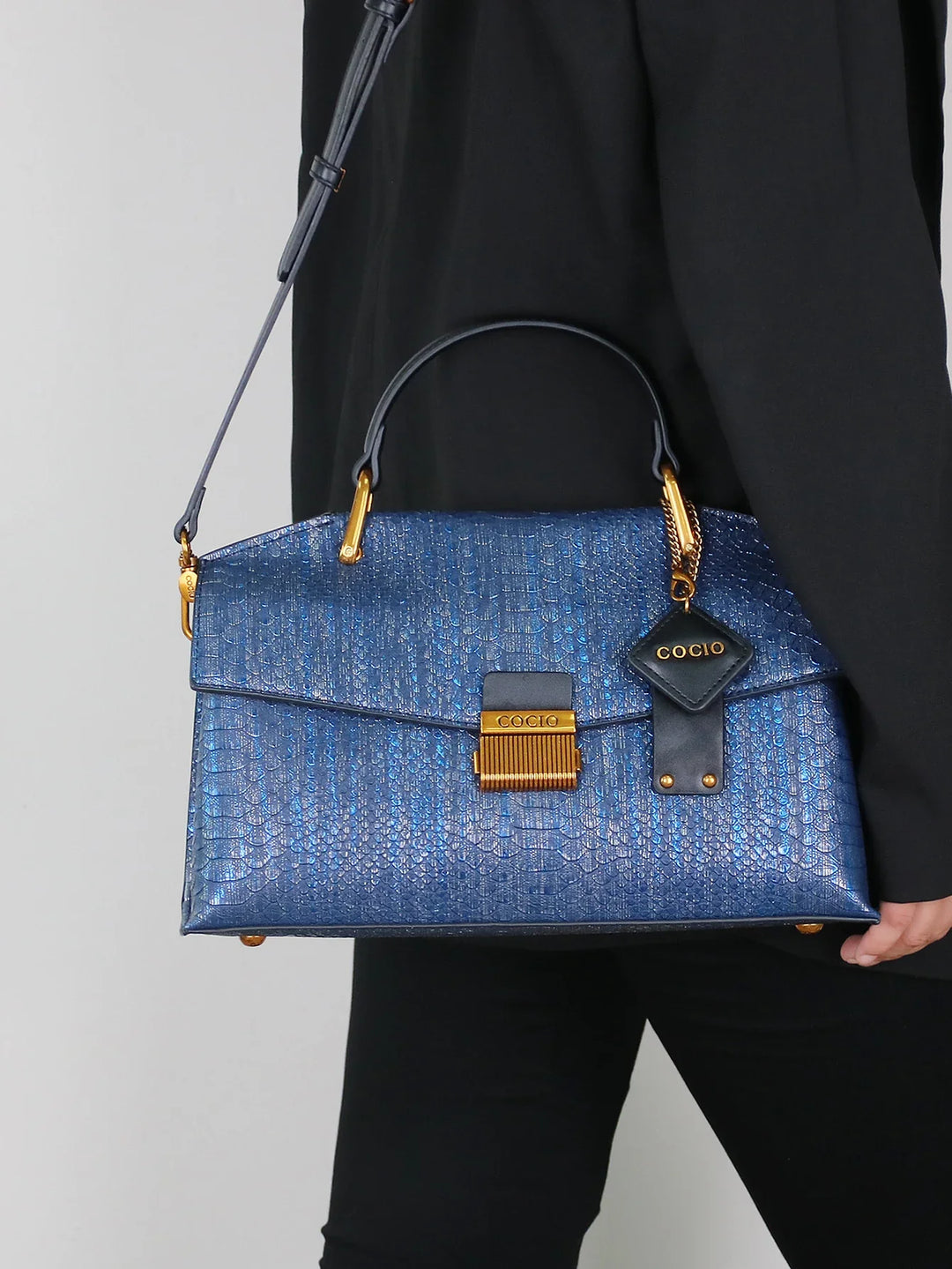 Borsa in Pelle Vegana con Stampa Serpente Embossata
