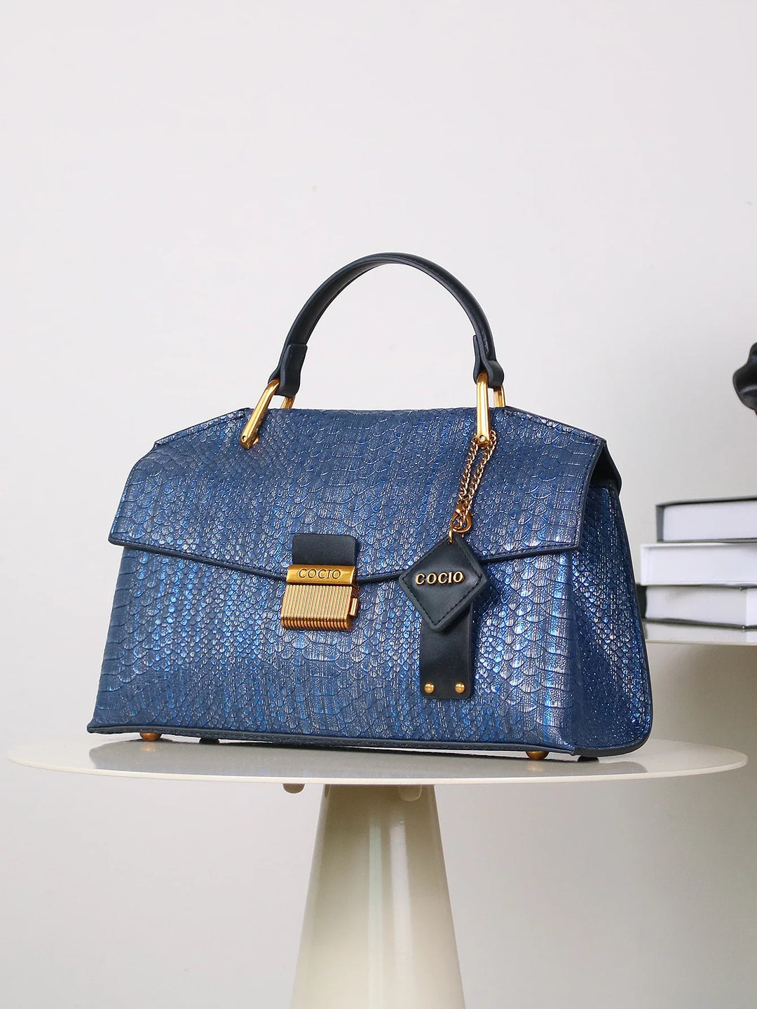 Borsa in Pelle Vegana con Stampa Serpente Embossata