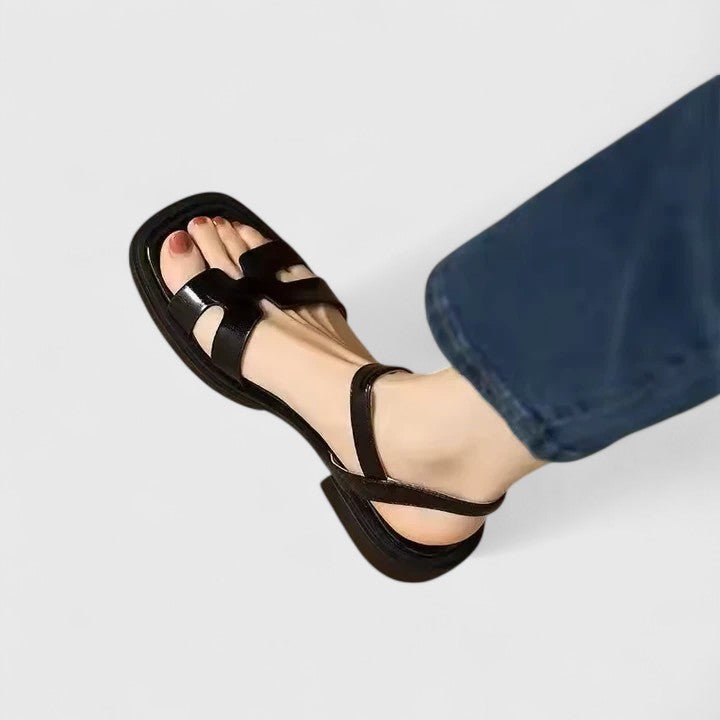 CAELIA | SANDALI CON CINTURINI