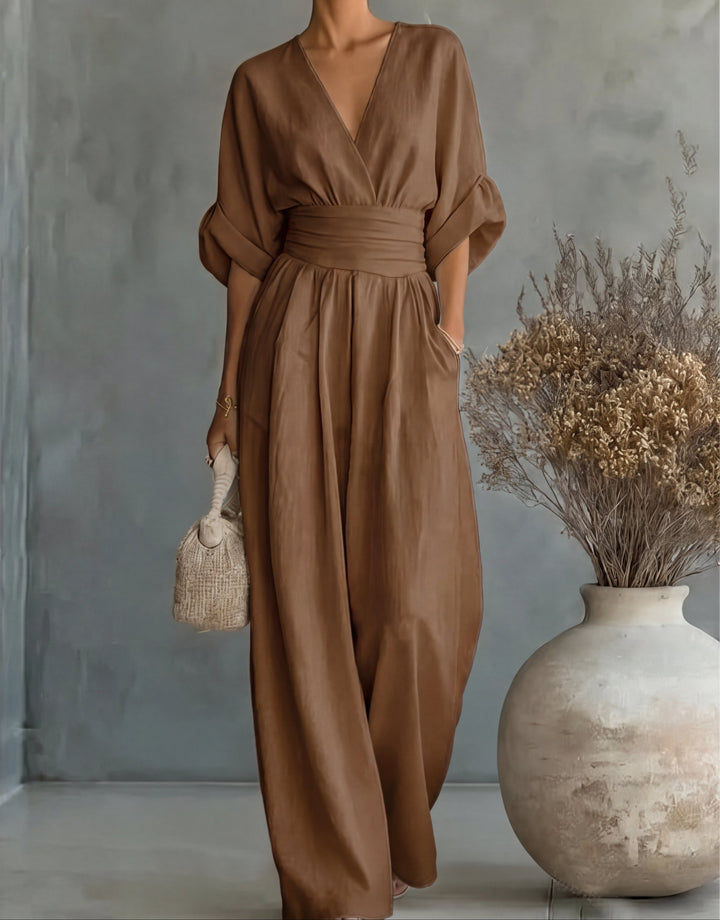 Daniela - Mono elegante con scollo a V e gamba larga